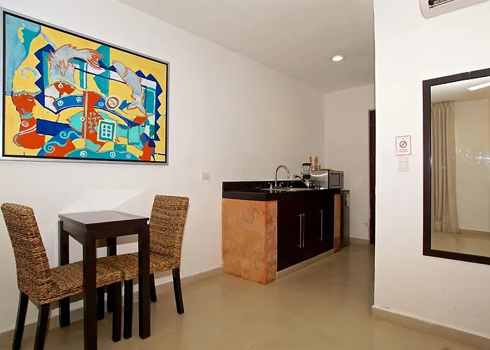 Aparthotel Bambu 3*