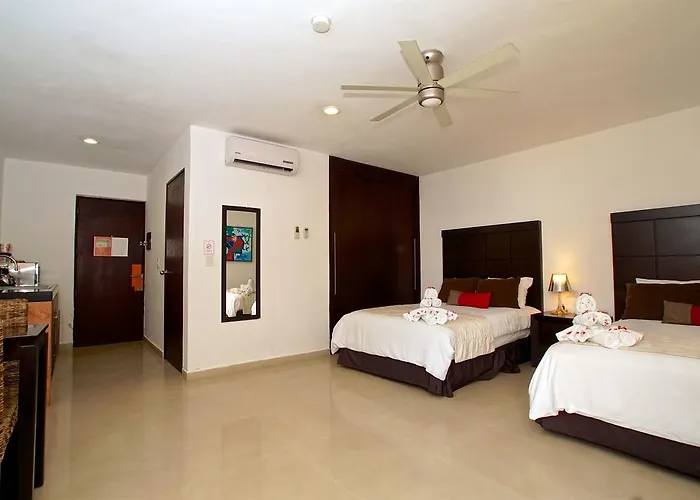 Bambu Aparthotel 3*
