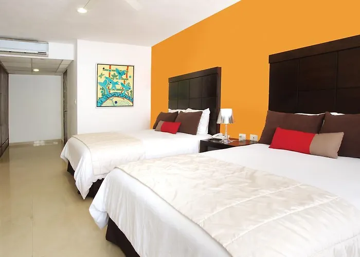 Bambu Aparthotel 3*