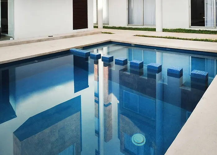 Bambu Aparthotel